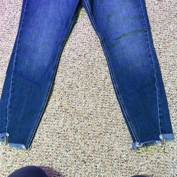Kan can frayed ankle jeans - Picture 3 of 8
